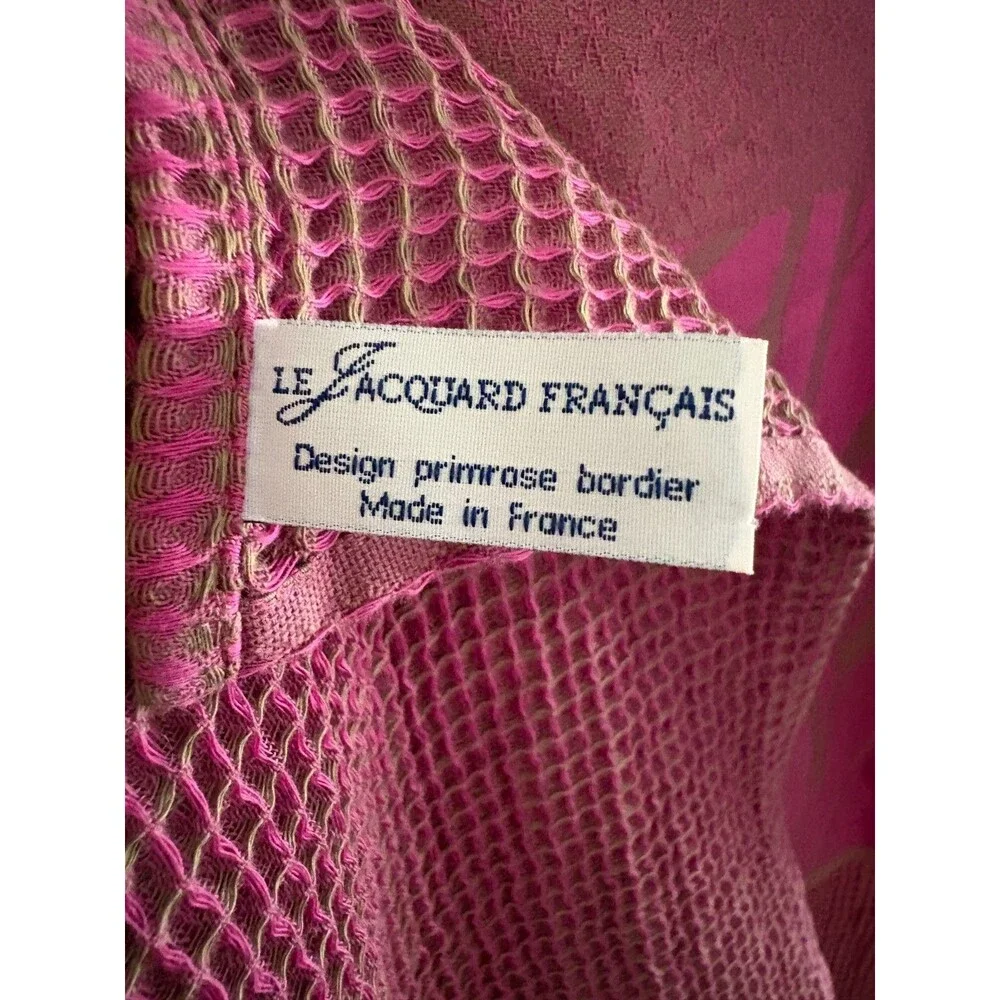Le Jacquard Francais Beach Towel Amazonie Cotton waffle pink 39 x 79